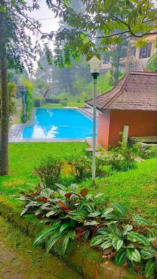 Villa Puncak Resort Cikundul Extérieur photo